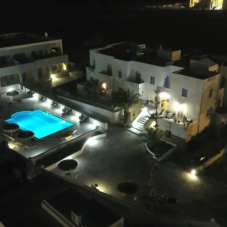 Nikos Hotel Karterados (Santorini)